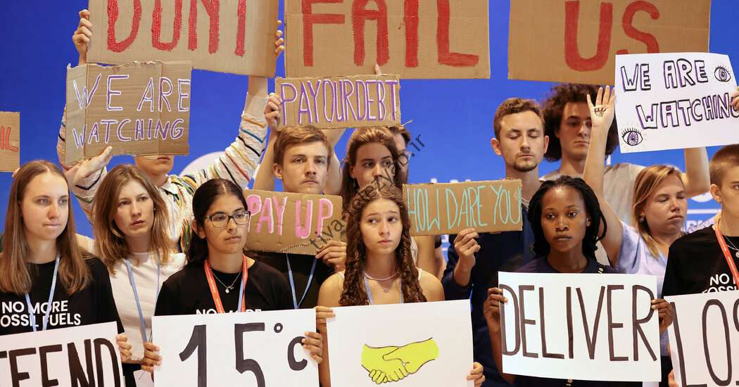 در مرحله اول، کشورهای ثروتمند موافقت کردند که خسارات آب و هوایی را در کشورهای فقیر بپردازند